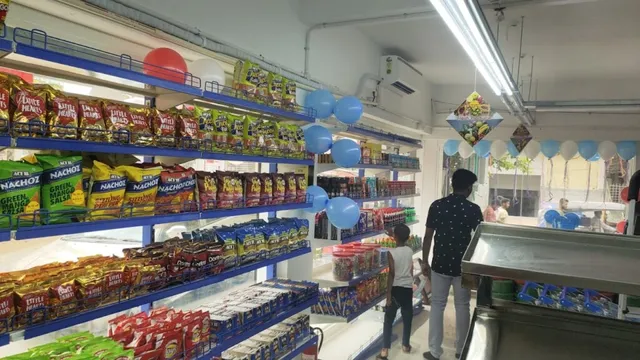 Buy 'n' Save Super Market - 4