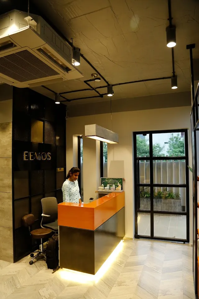 EEMOS Luxury Salon - 2