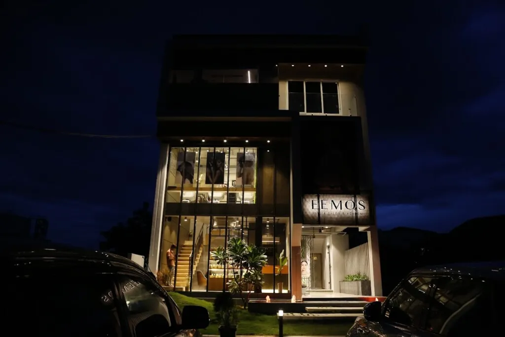 EEMOS Luxury Salon