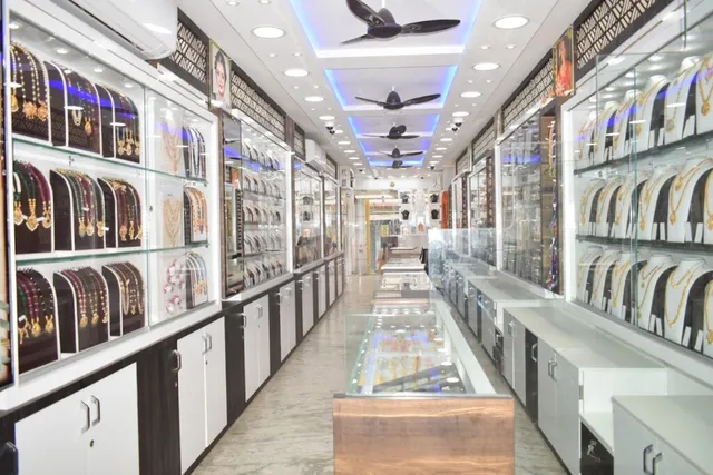 S. M. GOLD COVERING - 4