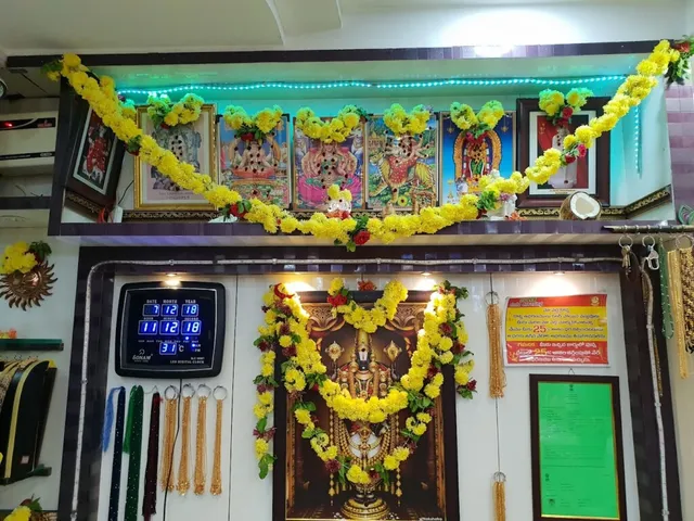 S. M. GOLD COVERING - 5