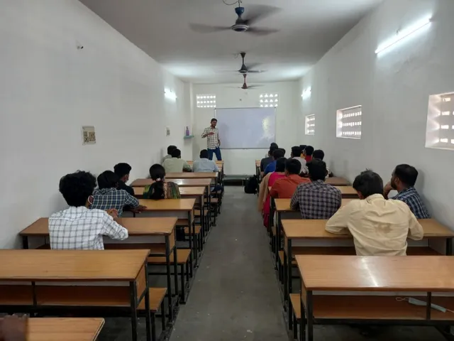 Sreedhar's CCE Tirupati, BANK pos, SSC CGL, RRB coaching Center - 6