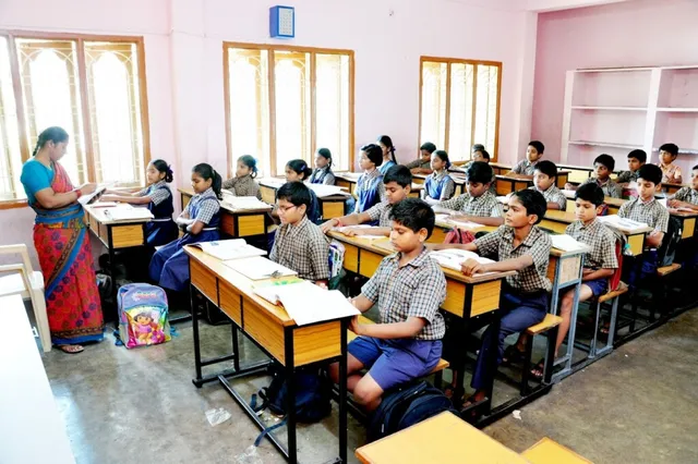 VISWAM SAINIK & NAVODAYA COACHING INSTITUTE - 5