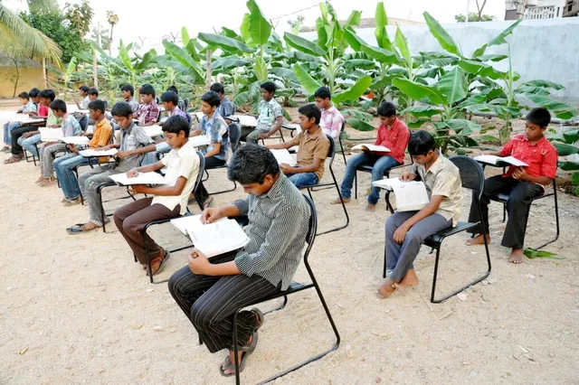 VISWAM SAINIK & NAVODAYA COACHING INSTITUTE - 6