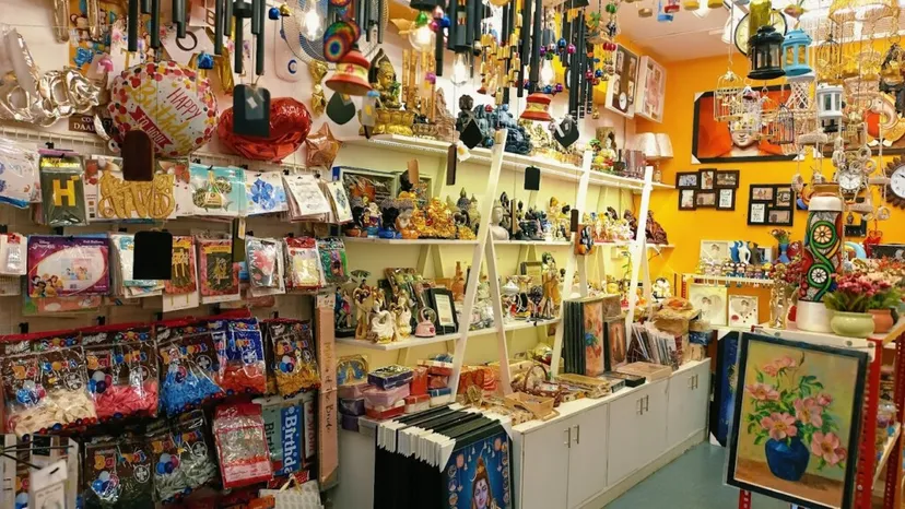 Daarva Gift Shops & Home Decor