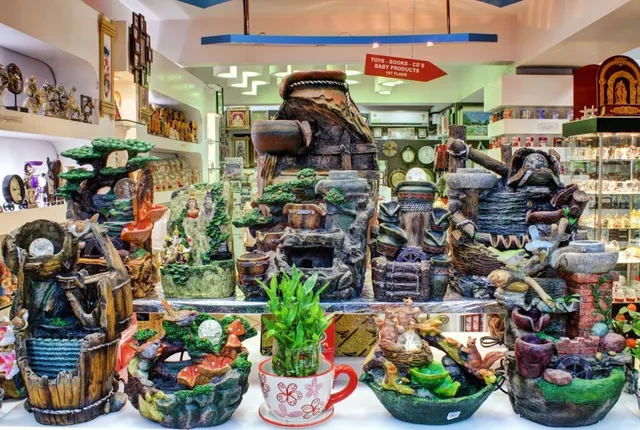 Globals Galleria - 3