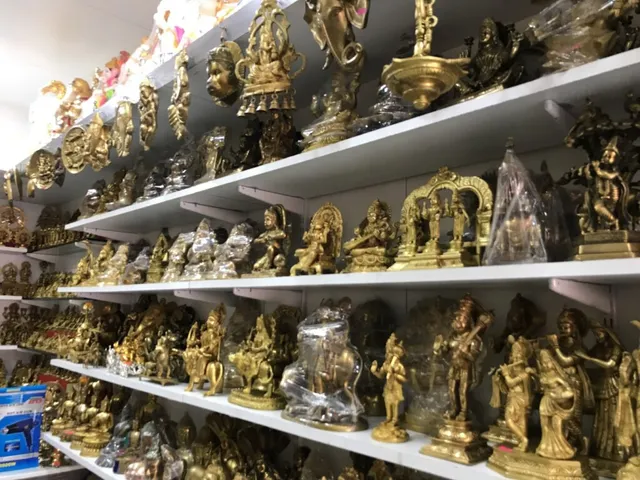 Modern Gift Centre - 4