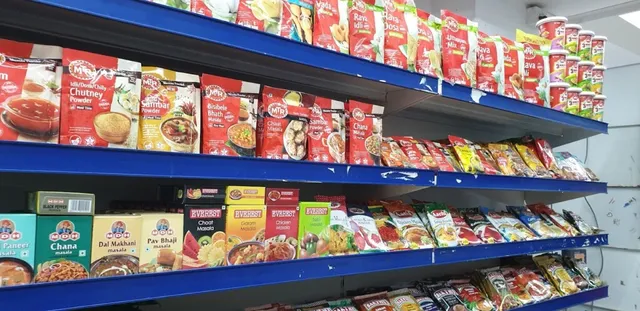 FOUR POINTS SUPERMARKET - 4