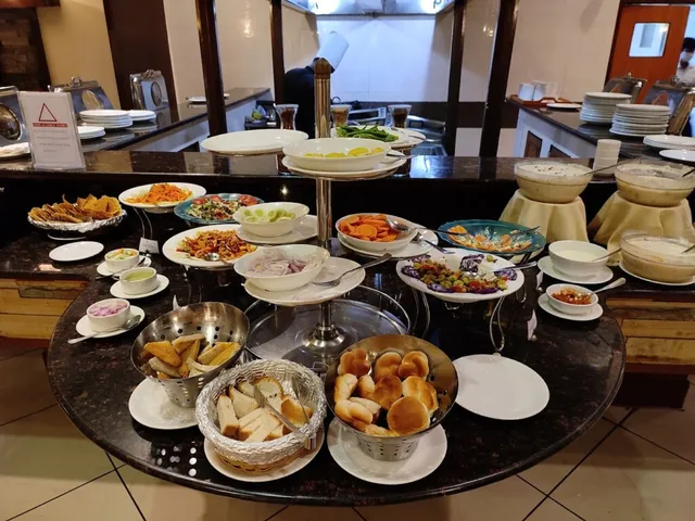 Time Traveller (Urban Herbivore) - 6