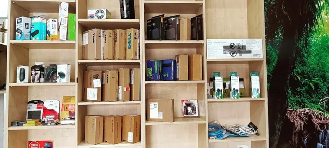 ESN World Laptop Service Center - 4