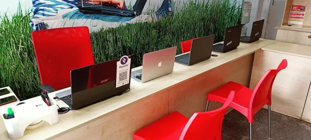 ESN World Laptop Service Center - 6