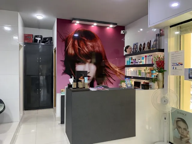 U & Me Women salon - 2