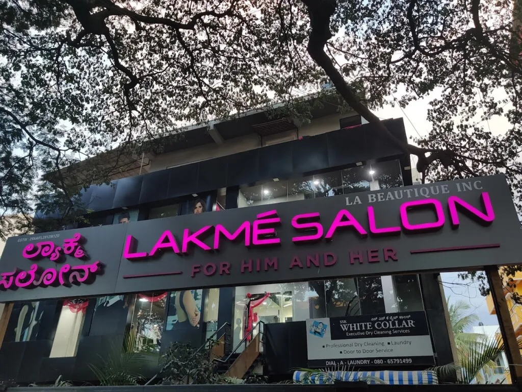 Lakme Salon - Murgesh Palya, Unisex Salon