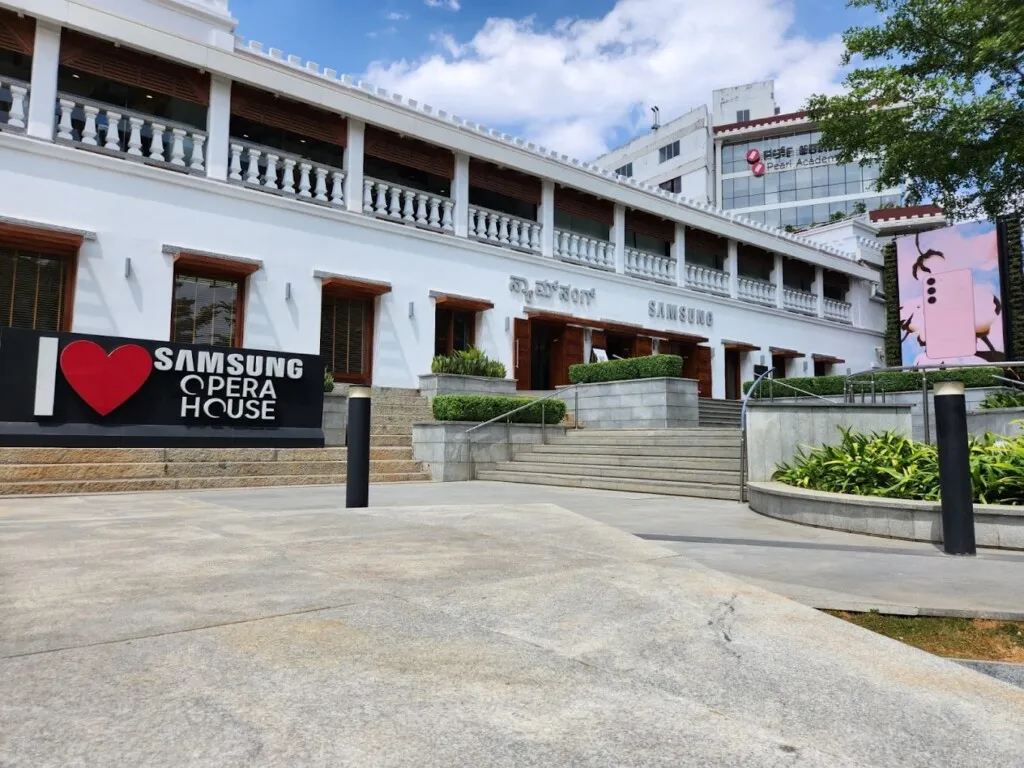 Samsung Opera House (Largest Exclusive Store and Experience Centre)