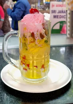 Sri Vinayaka Juice Center -best juice ice cream and chat centre in bangalore