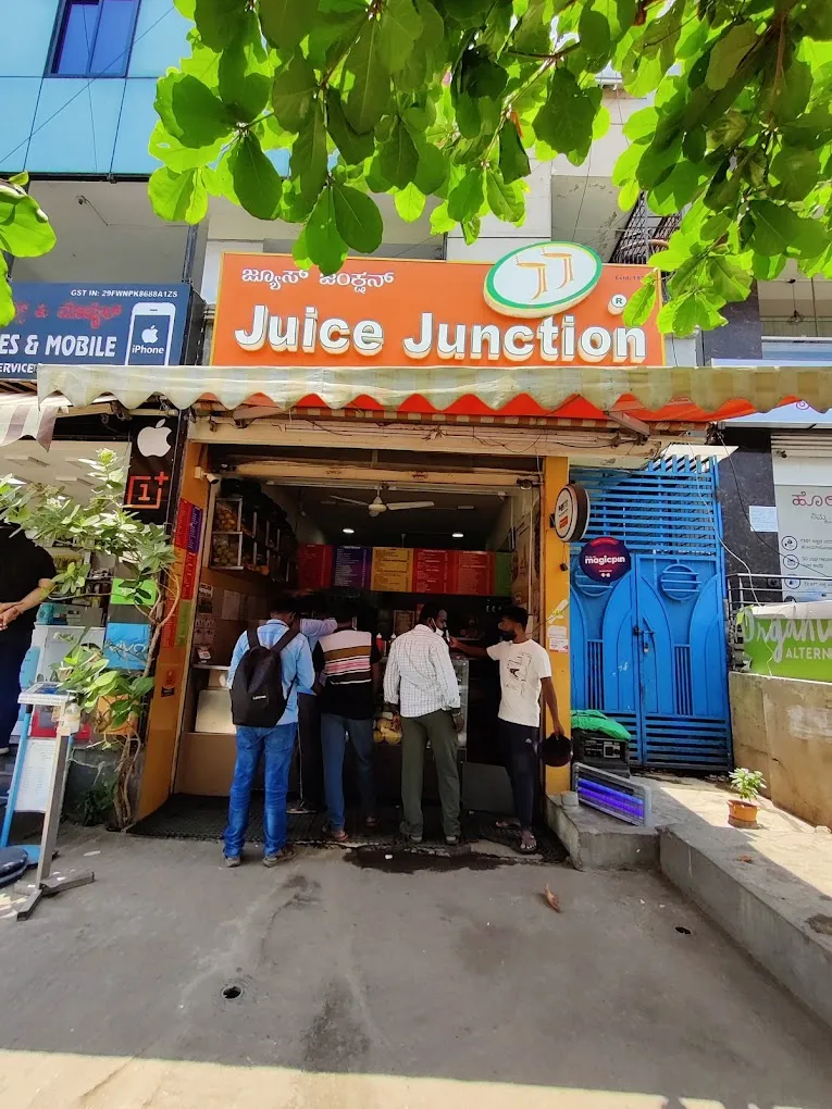 Juice Junction