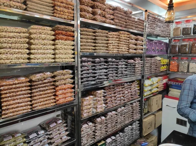 SHYAM MISHRA JUICE CENTER LLP(PURE VEG.) - 2