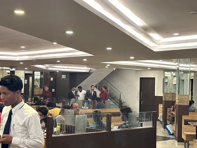 Empire Restaurant - 3