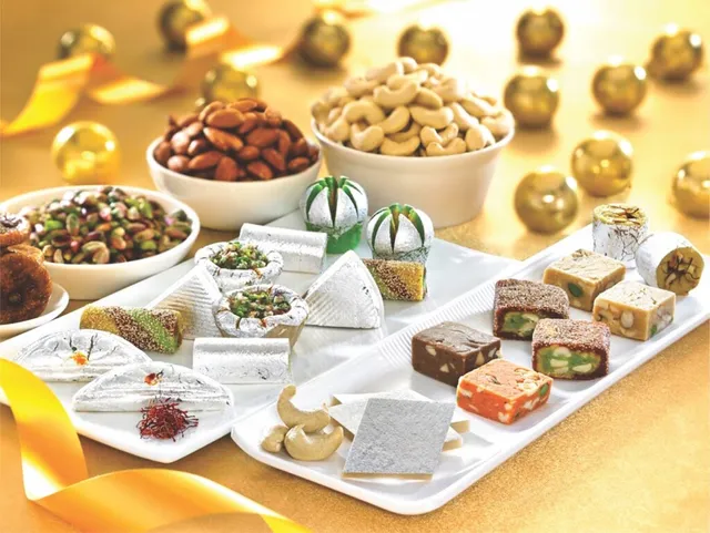 ASHA SWEET CENTER, Gandhi Bazaar Basavanagudi - 6