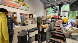 Bengaluru Brand Warehouse | Premium Surplus Garments,Accessories and Footwear.