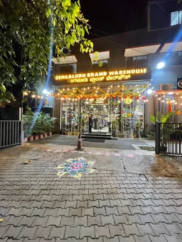 Bengaluru Brand Warehouse | Premium Surplus Garments,Accessories and Footwear. - 2