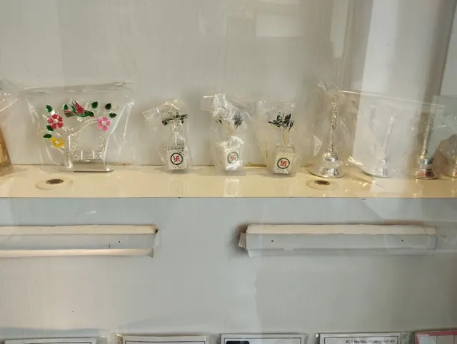 Poonam jewellers - 2