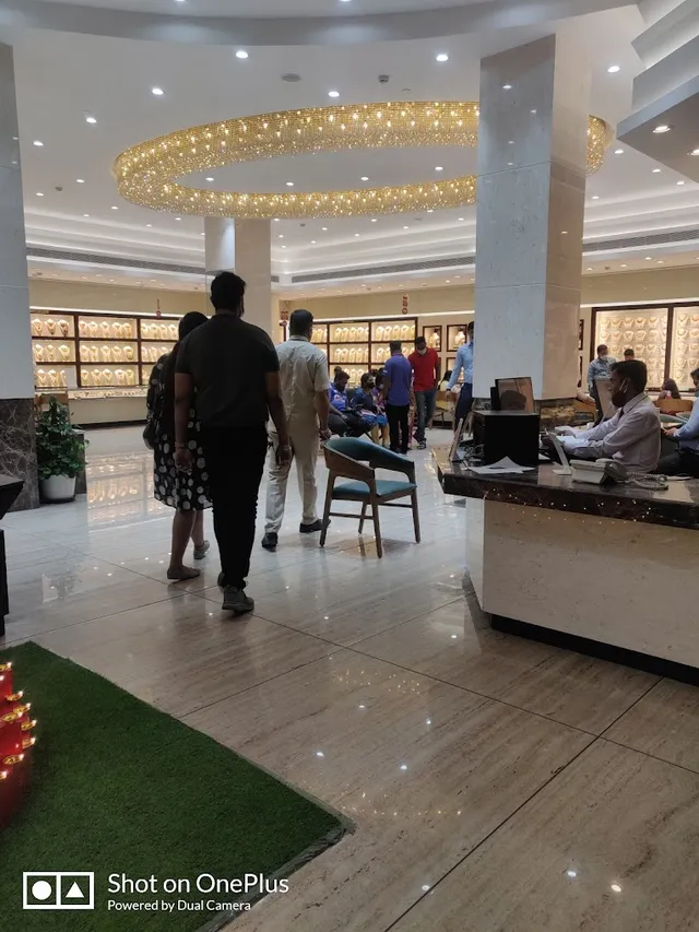 Joyalukkas Jewellery Bengaluru - 4