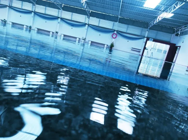 Planet Aqua Pool - 3