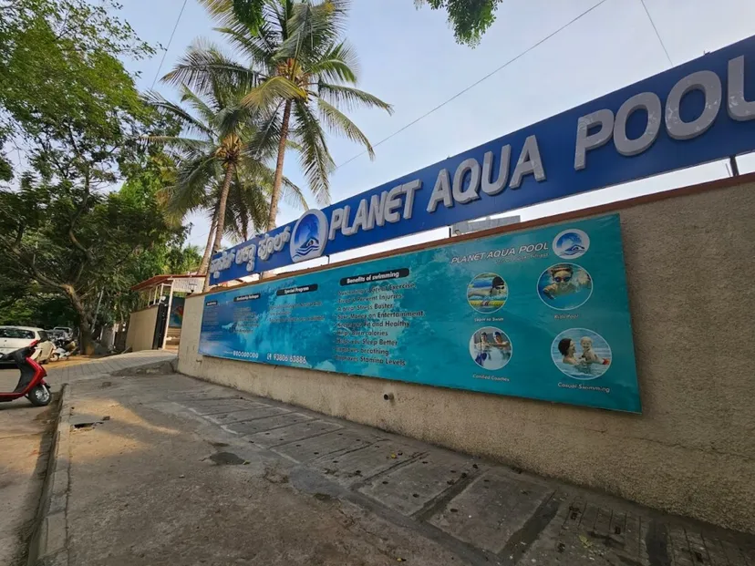 Planet Aqua Pool
