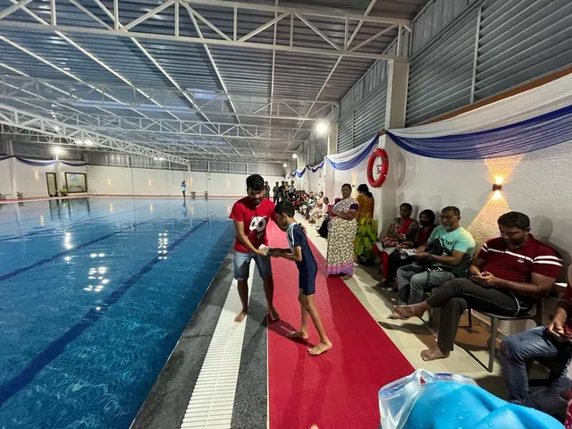 Planet Aqua Pool - 5