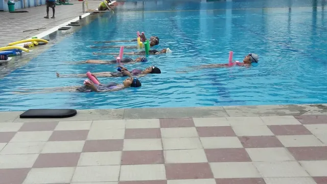 Kensington Swimming Pool - 4