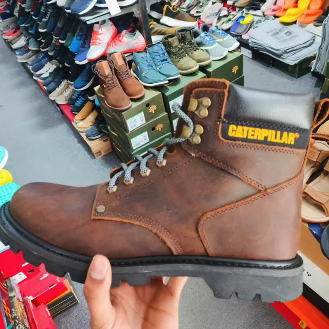 The Shoe Shop -Multibrand Factory Outlet Flat 50% off - 5