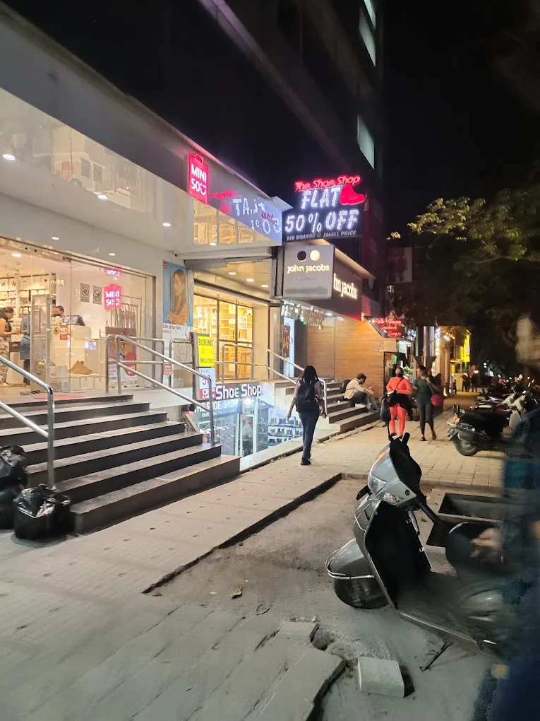 The Shoe Shop - Multi brand FactoryOutlet