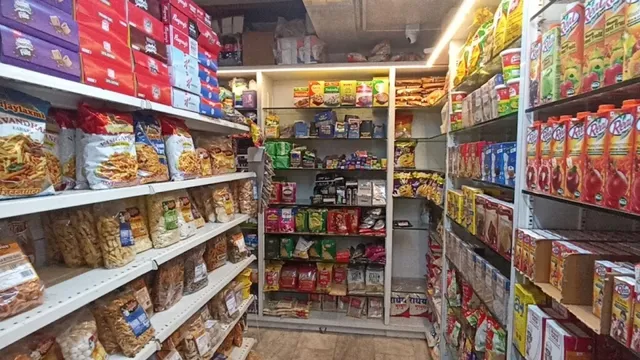 POONAM SUPER SHOPEE QUALITAIL - 3