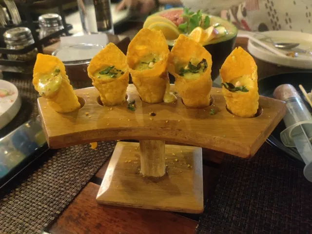 Laa Unico - Pure Veg Family Restaurant - 6