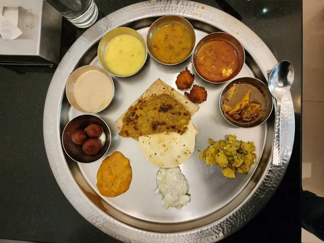 Shabree Restaurant-Pune - 6