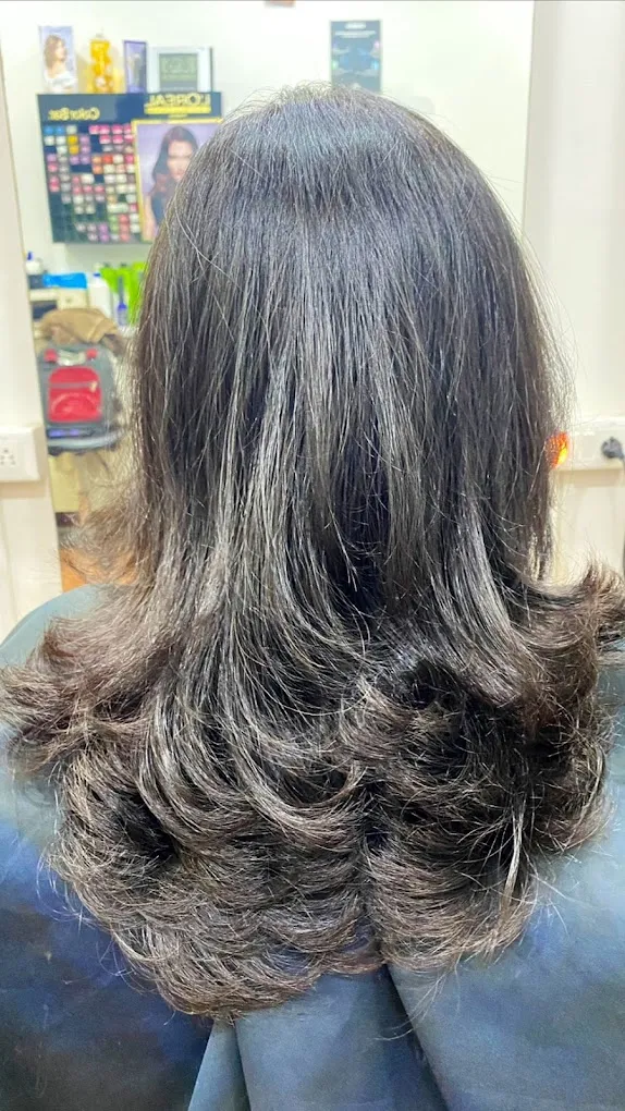 Diamond Ladies Beauty Parlour - Loreal Professional - 3