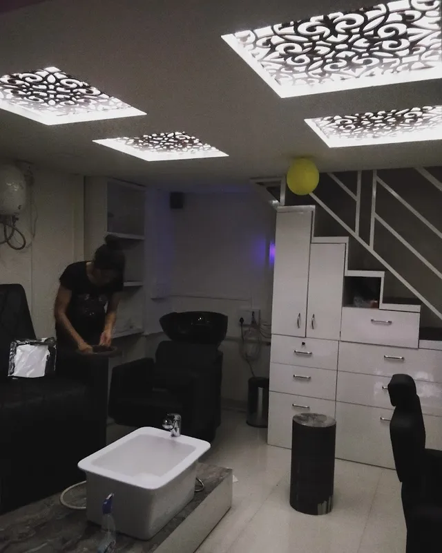 Bella Queen Ladies Beauty Parlour - 4