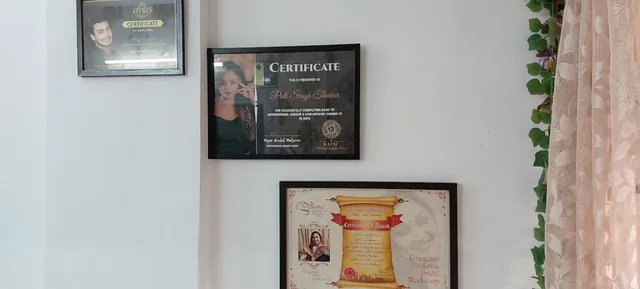 Pretty Woman Beauty Salon - 5