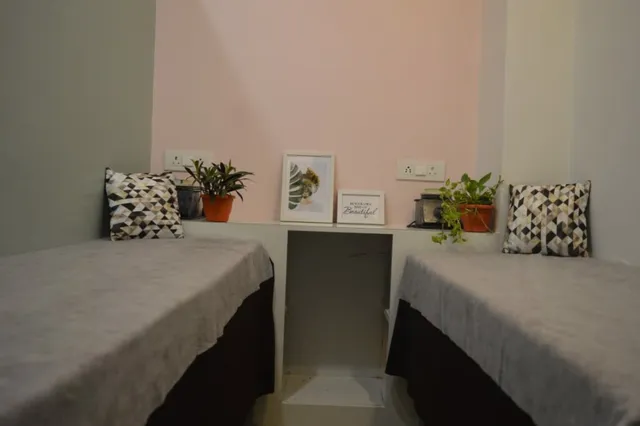 Essential Salon by Swati (only for ladies) - 4