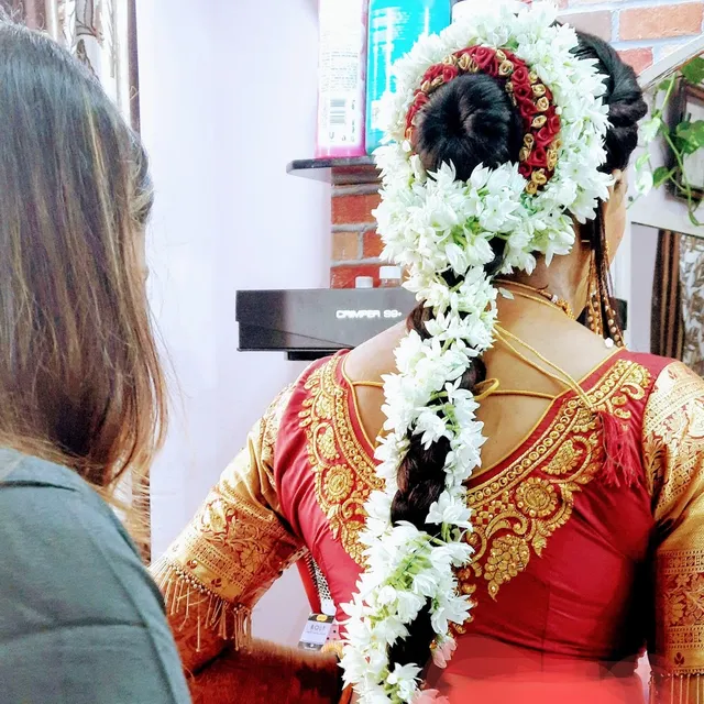 Dazzle Beauty parlour and makeup studio - 5