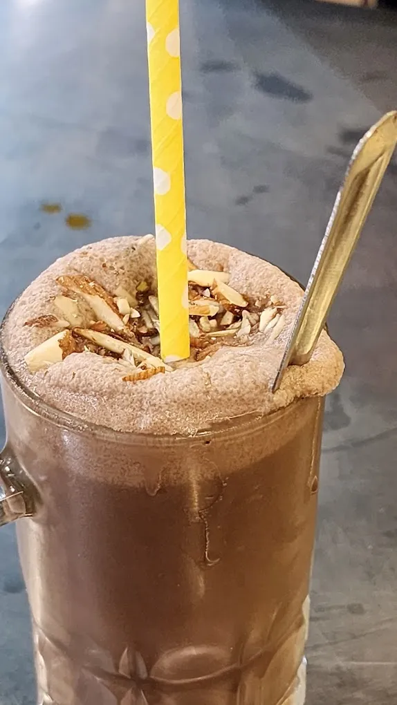 Girija Juice Bar - 3