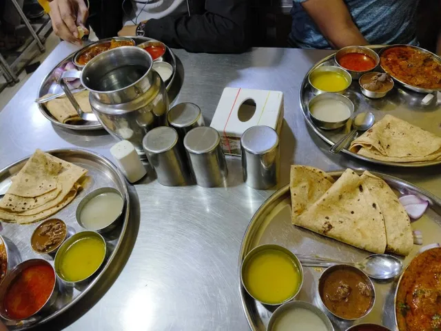 Minal Restaurant (Veg Nonveg) - 4