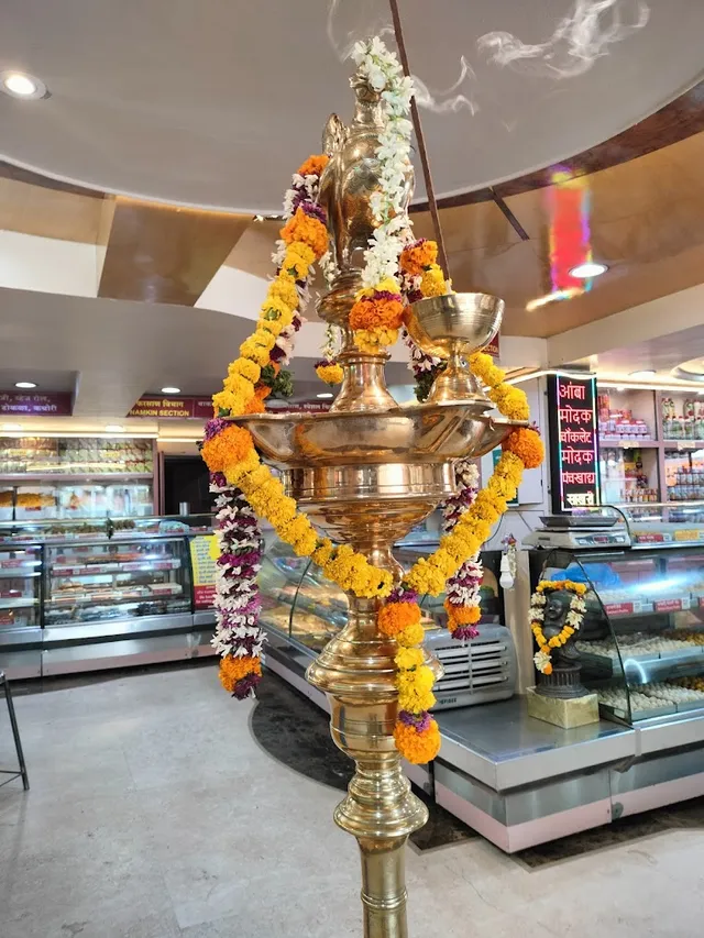 Kaka Halwai Sweet Centre - 3