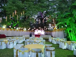 Poona Club Swimming Pool - 3