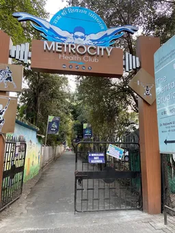 Metrocity Sports Club - Mayur Colony - 4