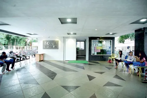 Bora Classes - Best IIT- JEE, MH-CET, NEET, 8th, 9th, 10th, 11th, 12th SSC & CBSE Coaching Center In Pune - 5