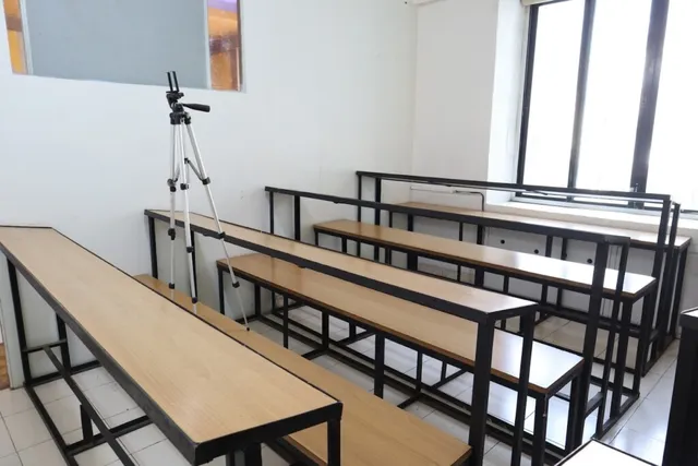 Waarjurkar Classes - 6