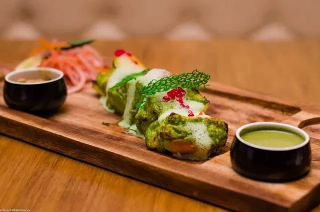 Zaairah Dine & Lounge - 5