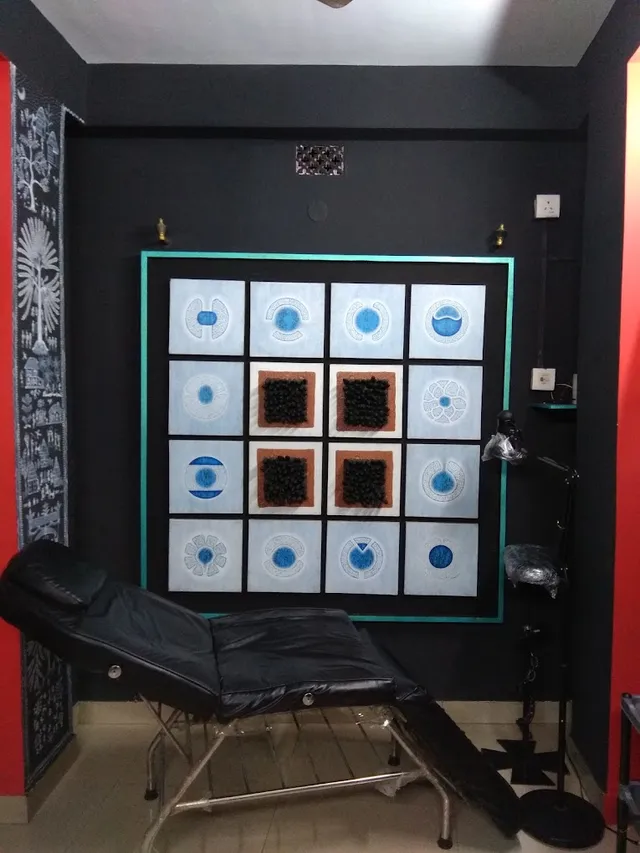 Royal Tattoo Studio - 5